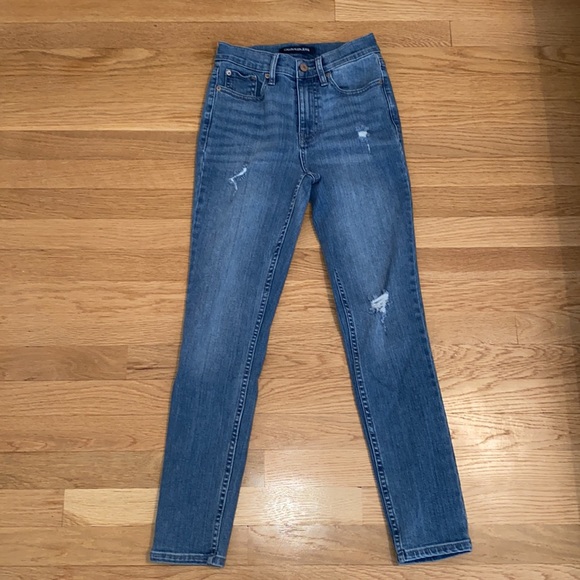 Calvin Klein Skinny Leg Jeans - Picture 1 of 9